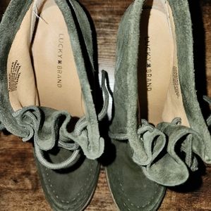 Lucky Brand Ysabel Wedge Booties